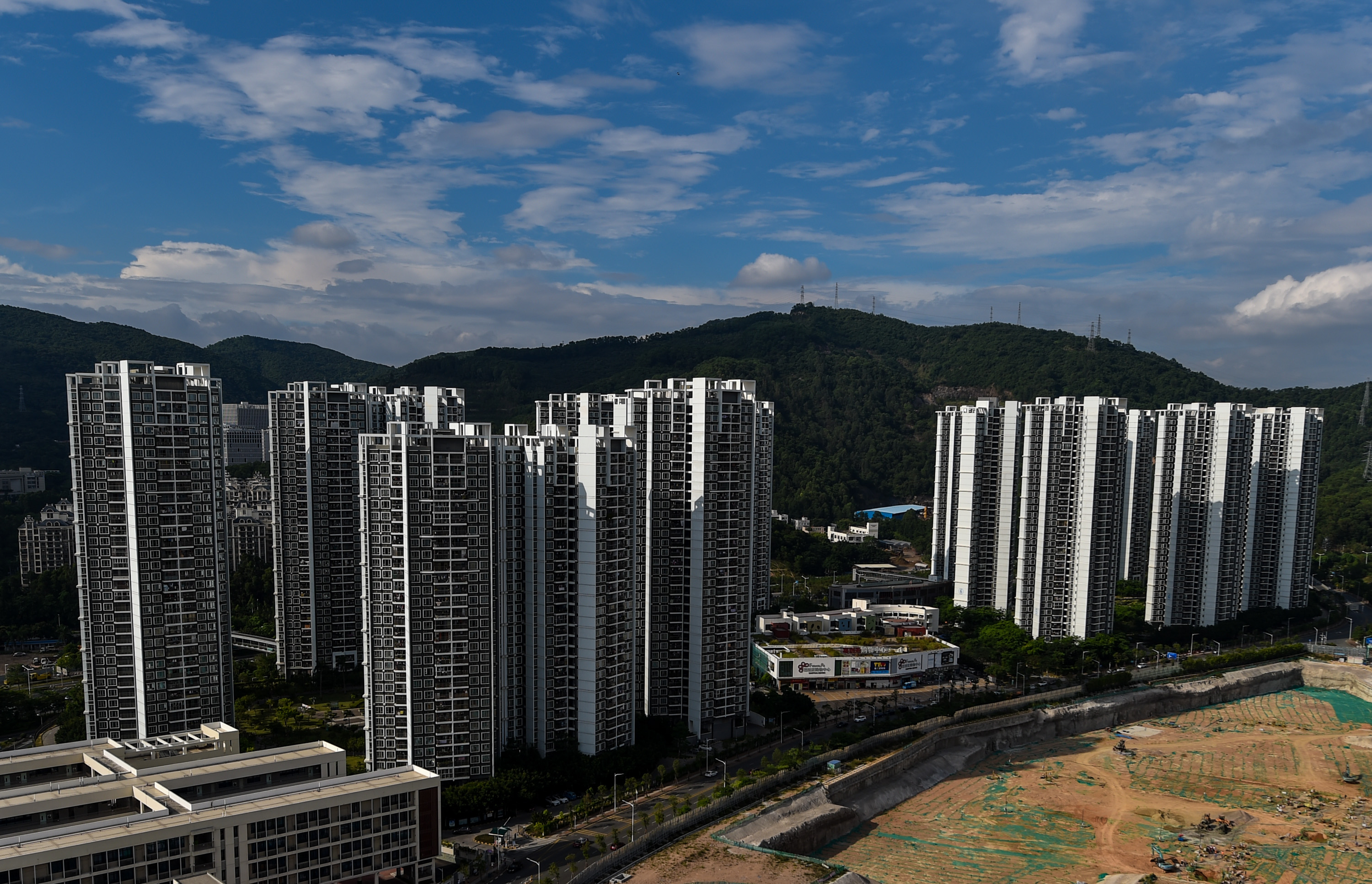 咸安区住房和城乡建设局项目最新进展报告揭秘，建设进度、成果与未来展望