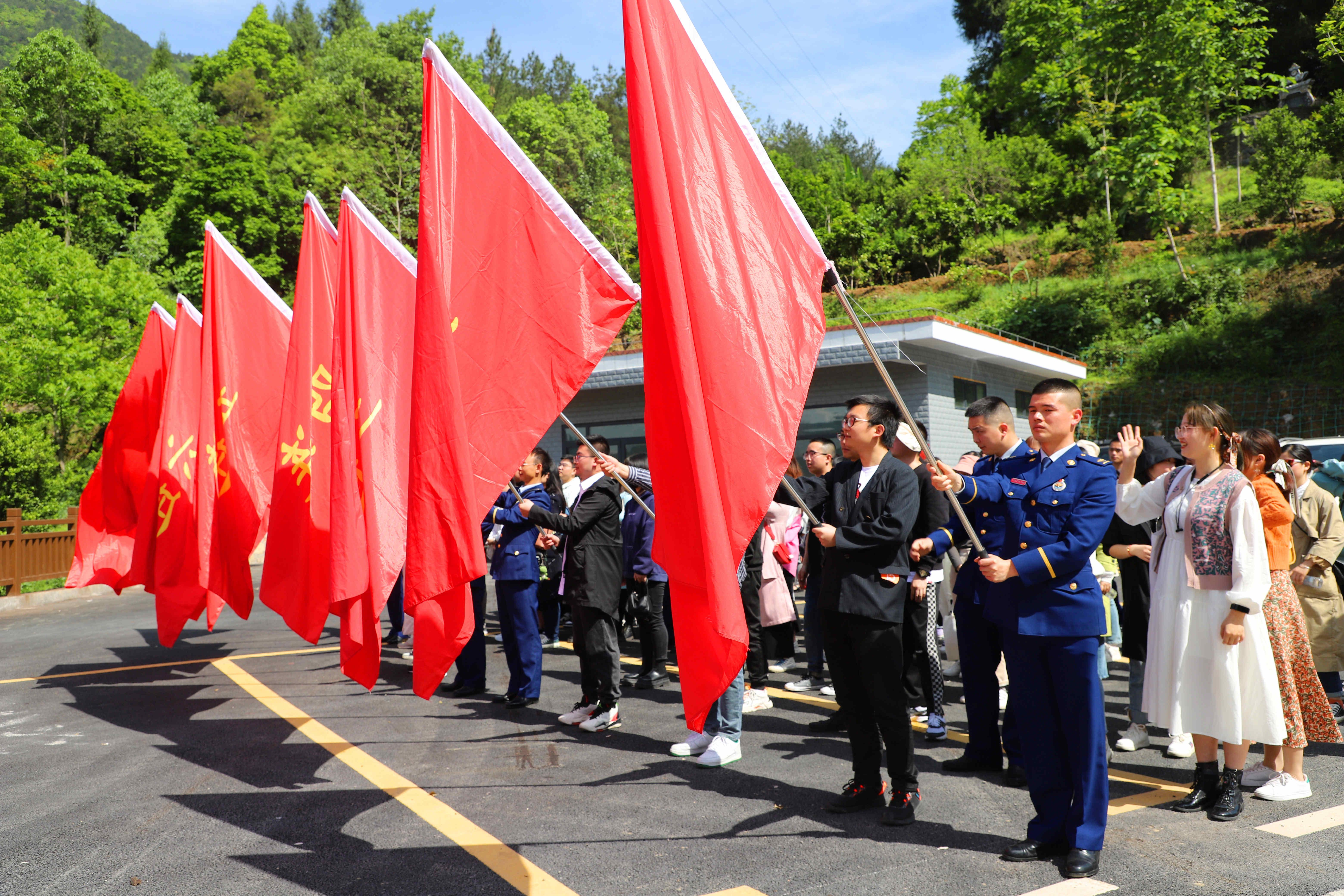 建始县教育局最新新闻